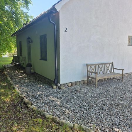 Mysigt Hus I Liten By Naera Havet Ystad község Kültér fotó